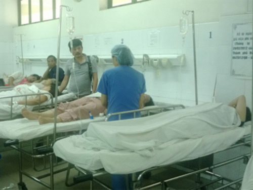 Du khách nhập viện sau khi ăn mì Quảng, cơm gà