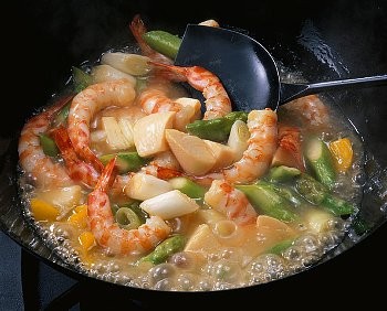 Giúp người tiêu dùng đề phòng ngộ độc thực phẩm mùa hè